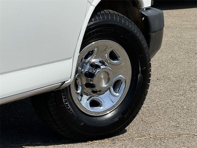 2014 GMC Savana 2500 Work Van - Photo 16