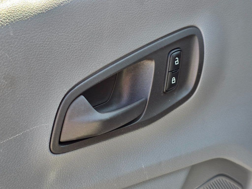 2018 Ford Transit-350 XLT - Photo 25