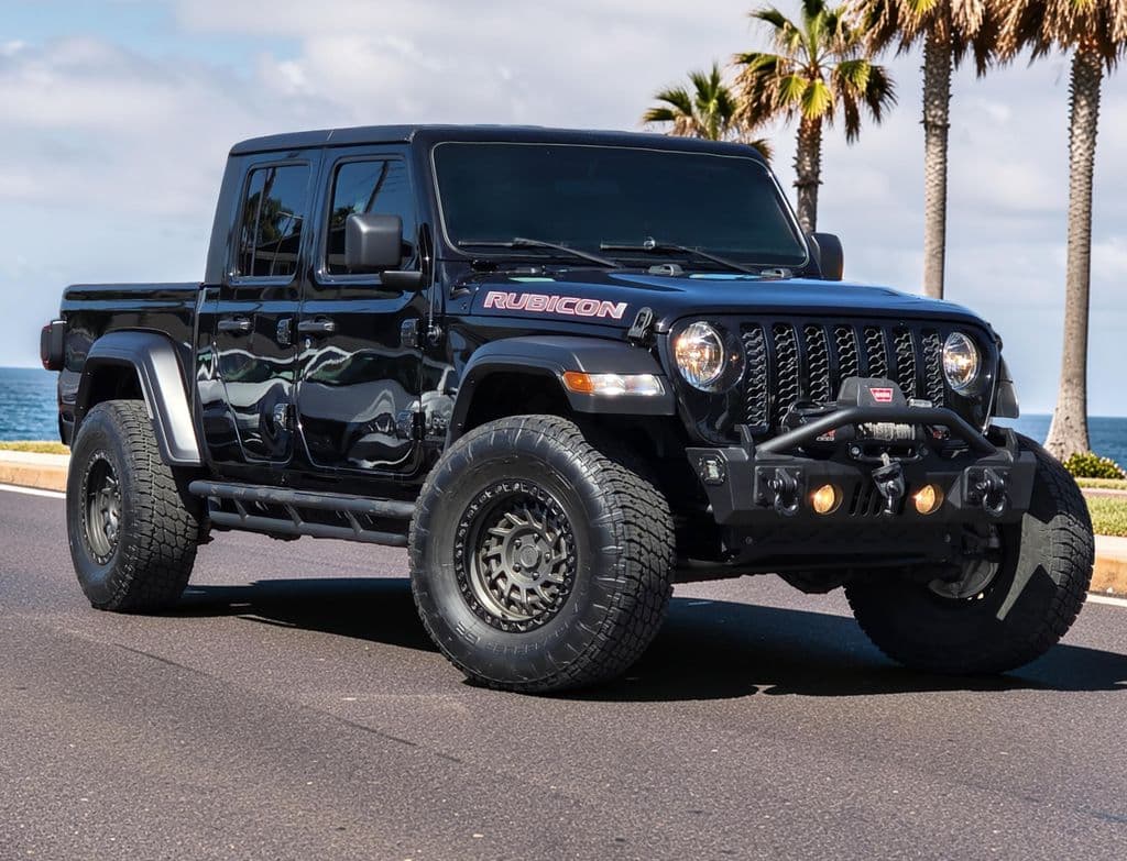 2020 Jeep Gladiator Sport - Photo 2