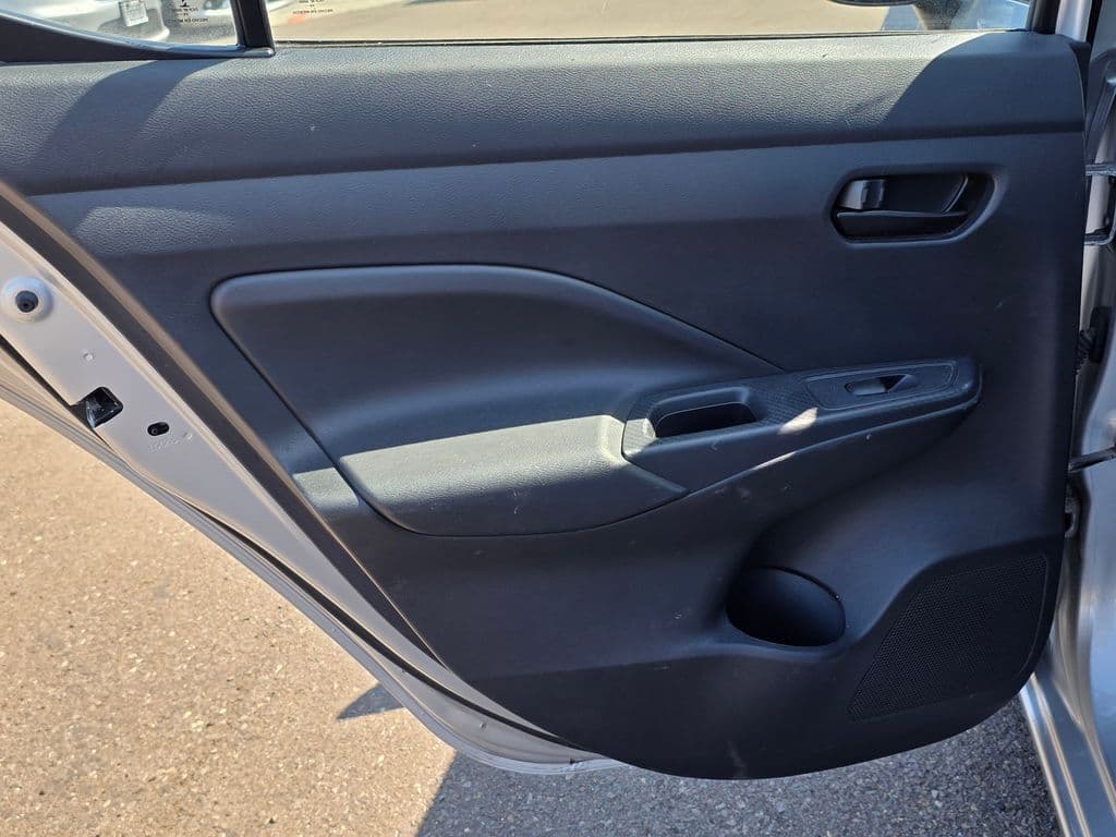 2021 Nissan Versa 1.6 S - Photo 19