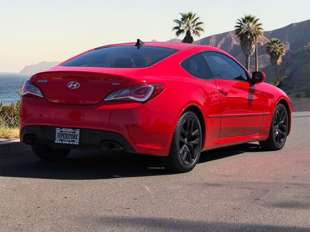 2013 Hyundai Genesis Coupe 2.0T - Photo 8