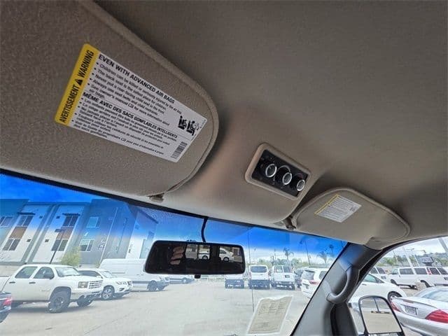 2014 Chevrolet Express 1500 LT - Photo 27