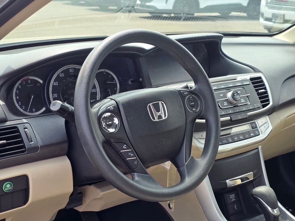 2013 Honda Accord LX - Photo 15
