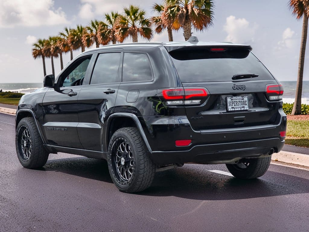 2022 Jeep Grand Cherokee WK Laredo X - Photo 5