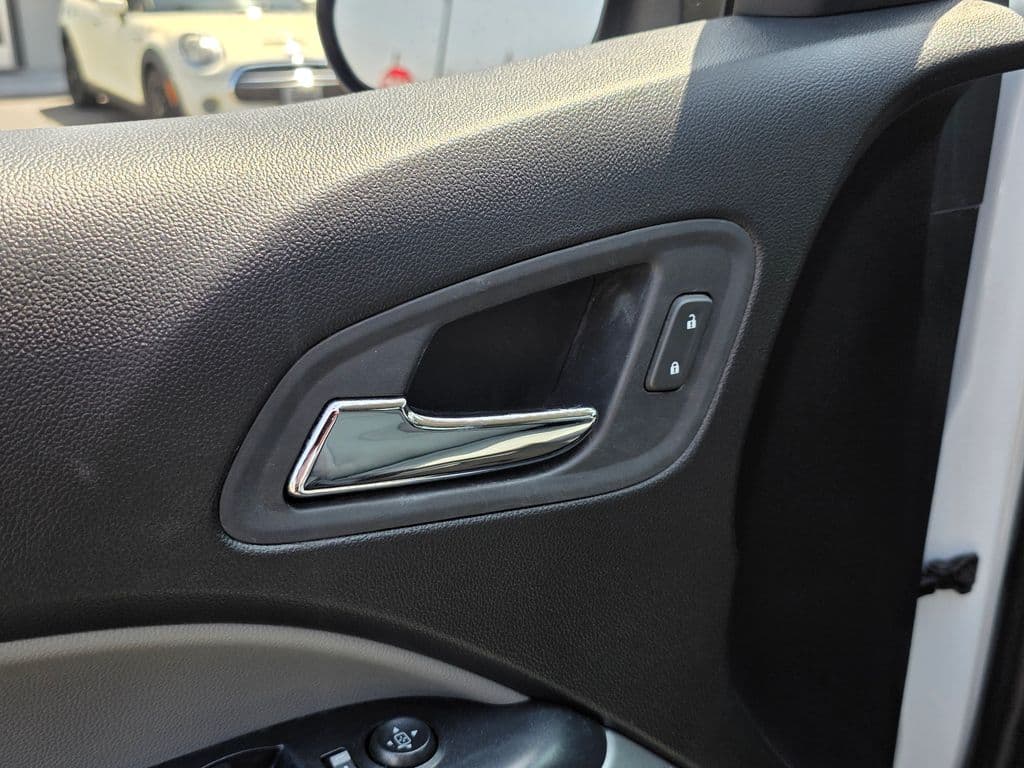 2020 Chevrolet Colorado LT - Photo 23