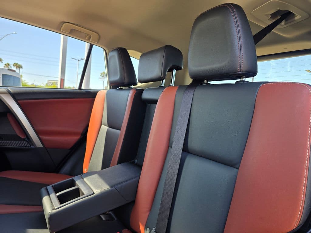 2015 Toyota RAV4 Limited - Photo 22