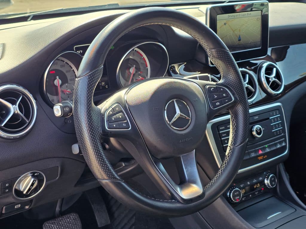 2016 Mercedes-Benz GLA GLA 250 - Photo 18