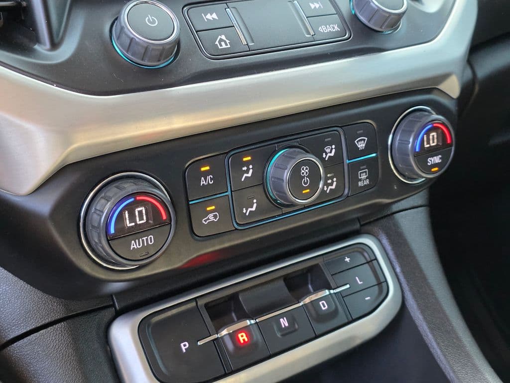 2022 GMC Acadia SLE - Photo 34