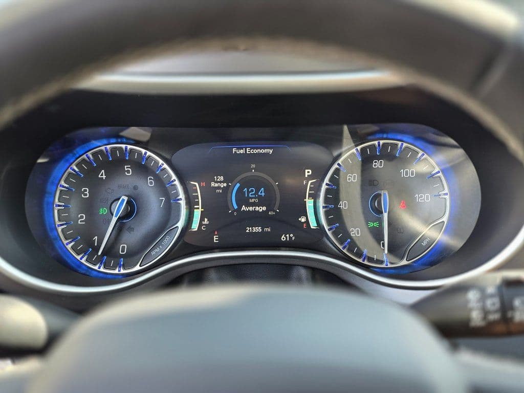 2024 Chrysler Pacifica Touring L - Photo 24