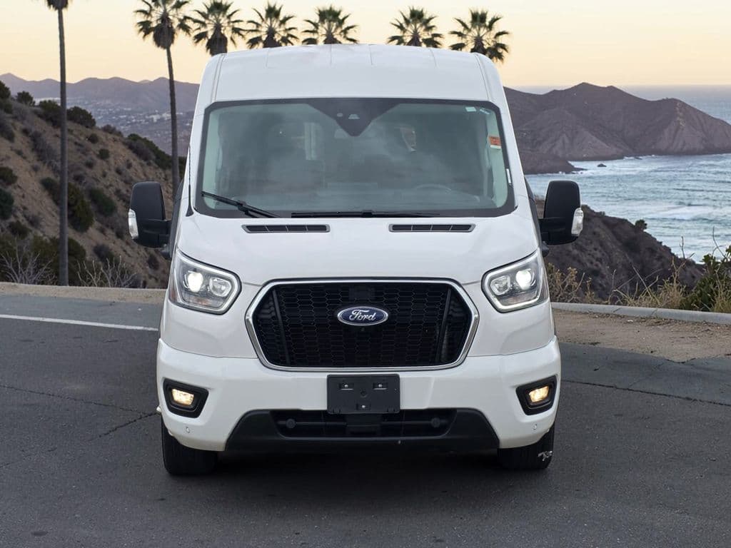 2023 Ford Transit-350 XLT - Photo 3