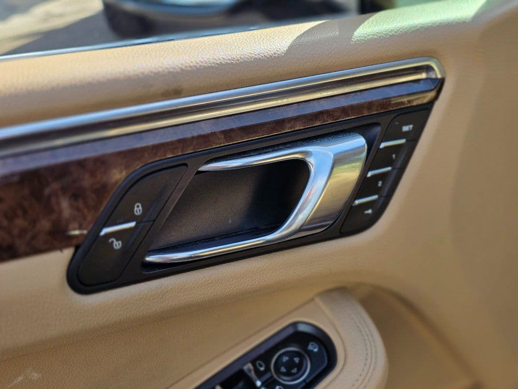 2015 Porsche Macan S - Photo 24