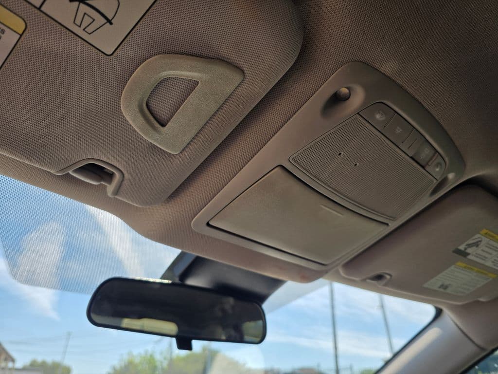 2019 Nissan Rogue SV - Photo 38