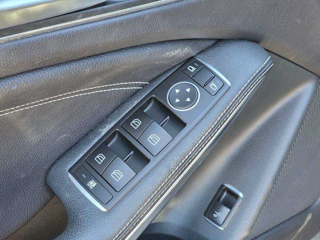 2016 Mercedes-Benz GLA GLA 250 - Photo 27