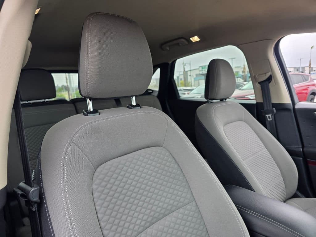 2020 Ford Escape SE Sport Hybrid - Photo 13