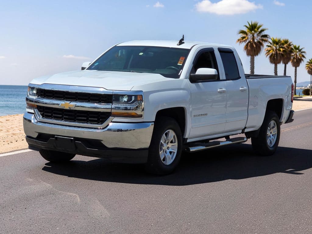 2019 Chevrolet Silverado 1500 LD LT - Photo 4