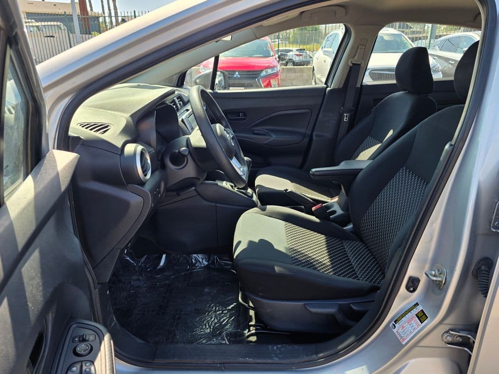 2021 Nissan Versa 1.6 S - Photo 14