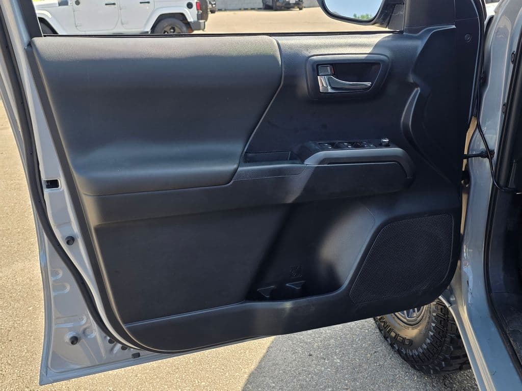 2018 Toyota Tacoma TRD Off-Road - Photo 24