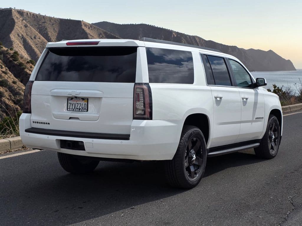 2015 Chevrolet Suburban LT - Photo 8