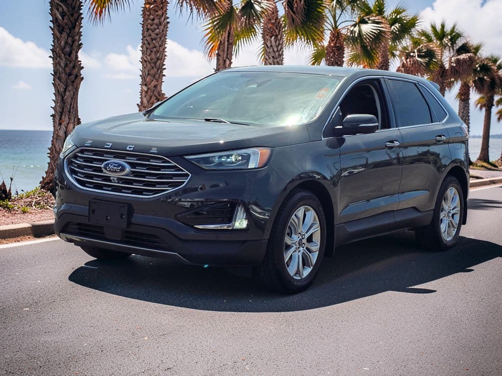 2021 Ford Edge Titanium - Photo 4