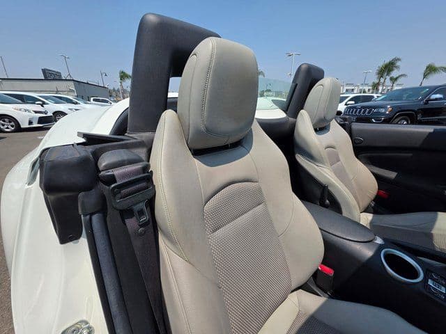2015 Nissan 370Z Touring - Photo 13