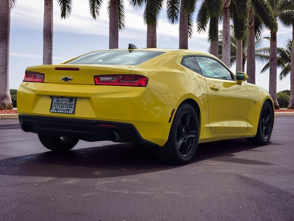 2017 Chevrolet Camaro 1LT - Photo 7