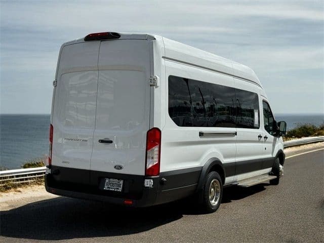 2018 Ford Transit-350 XL - Photo 11