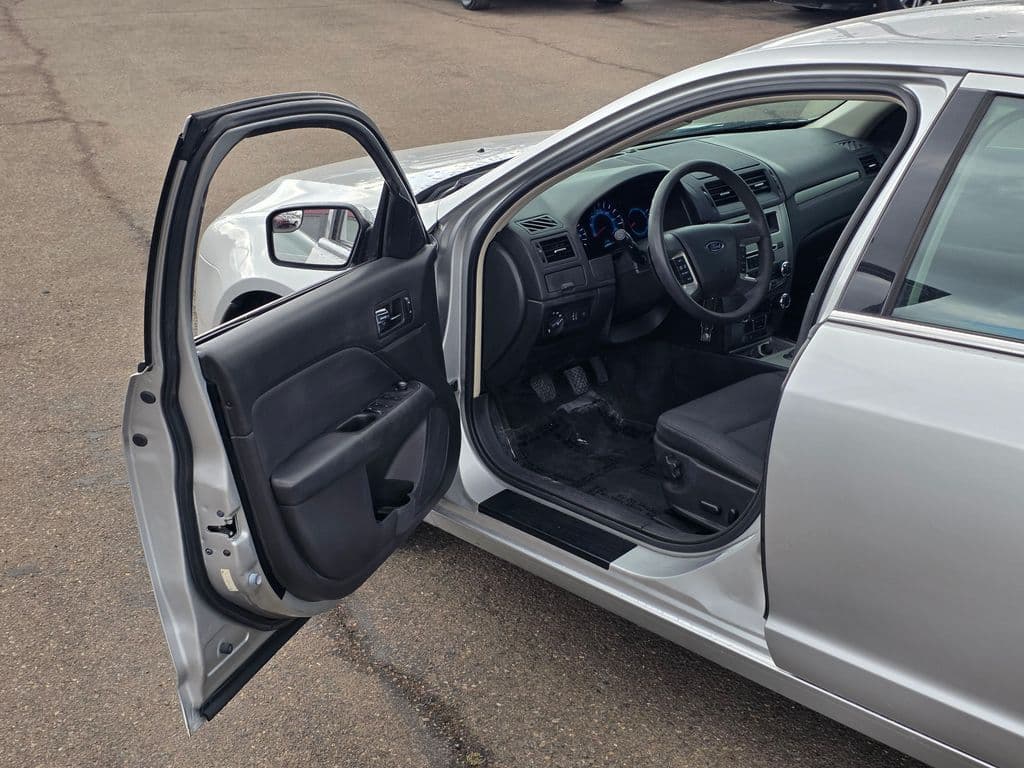 2011 Ford Fusion SE - Photo 38