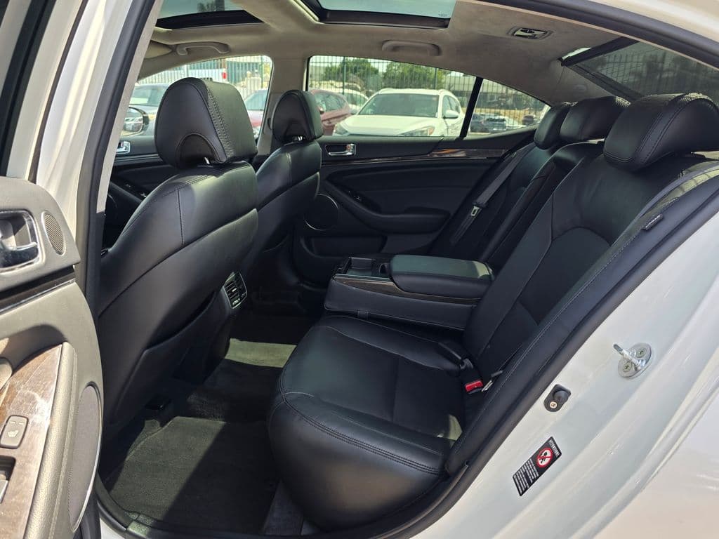 2016 Kia Cadenza Limited - Photo 17
