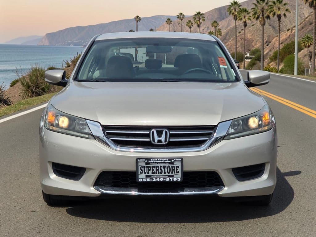 2013 Honda Accord LX - Photo 3