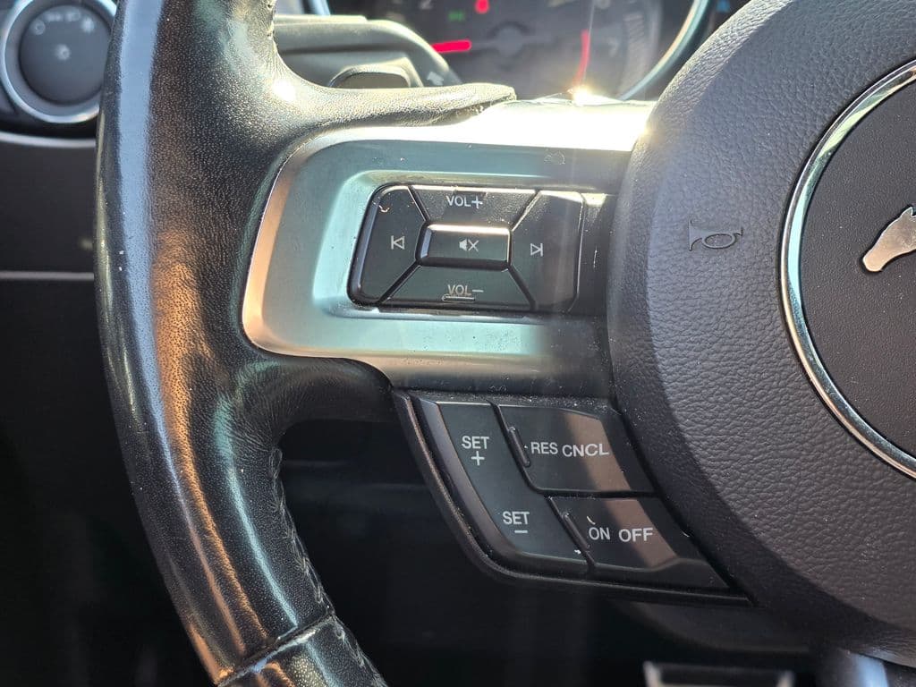 2018 Ford Mustang EcoBoost Premium - Photo 23