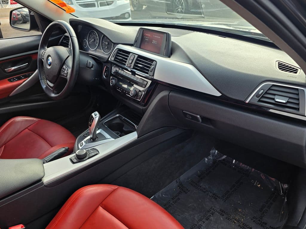 2018 BMW 3 Series 320i - Photo 11