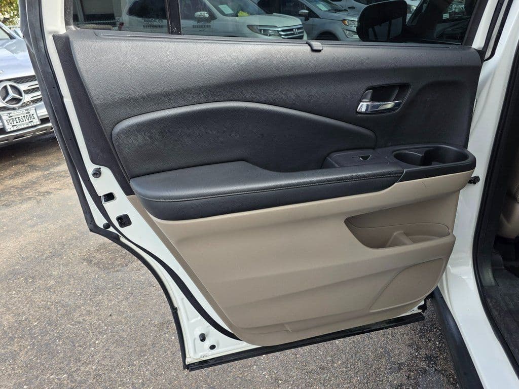 2019 Honda Pilot EX-L - Photo 24