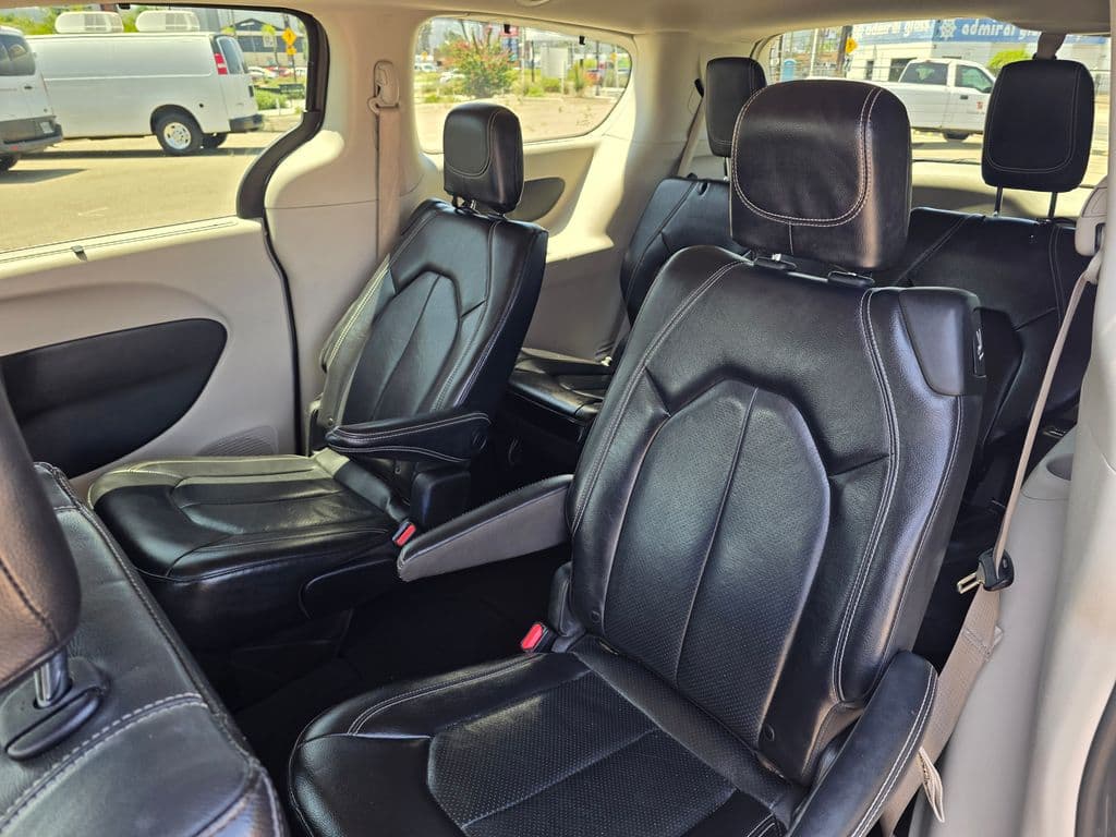 2022 Chrysler Pacifica Touring L - Photo 20