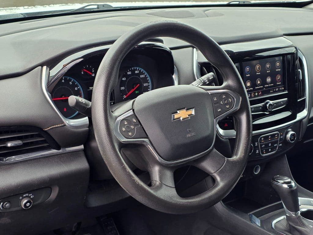 2020 Chevrolet Traverse LS - Photo 15