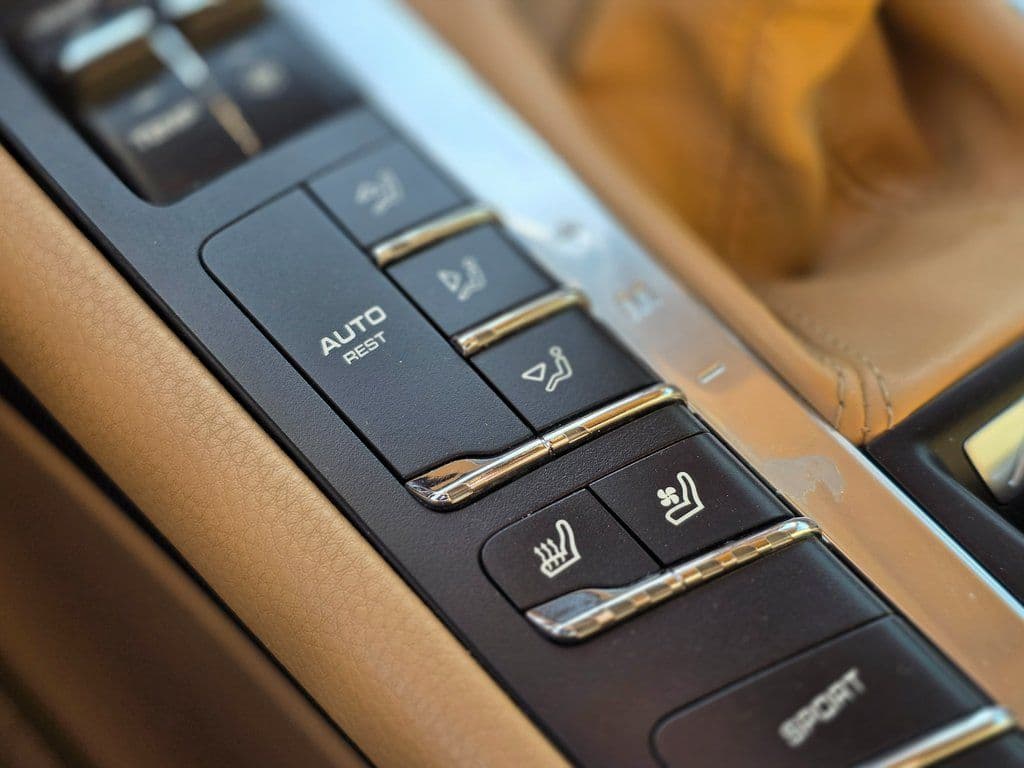 2015 Porsche Macan S - Photo 35