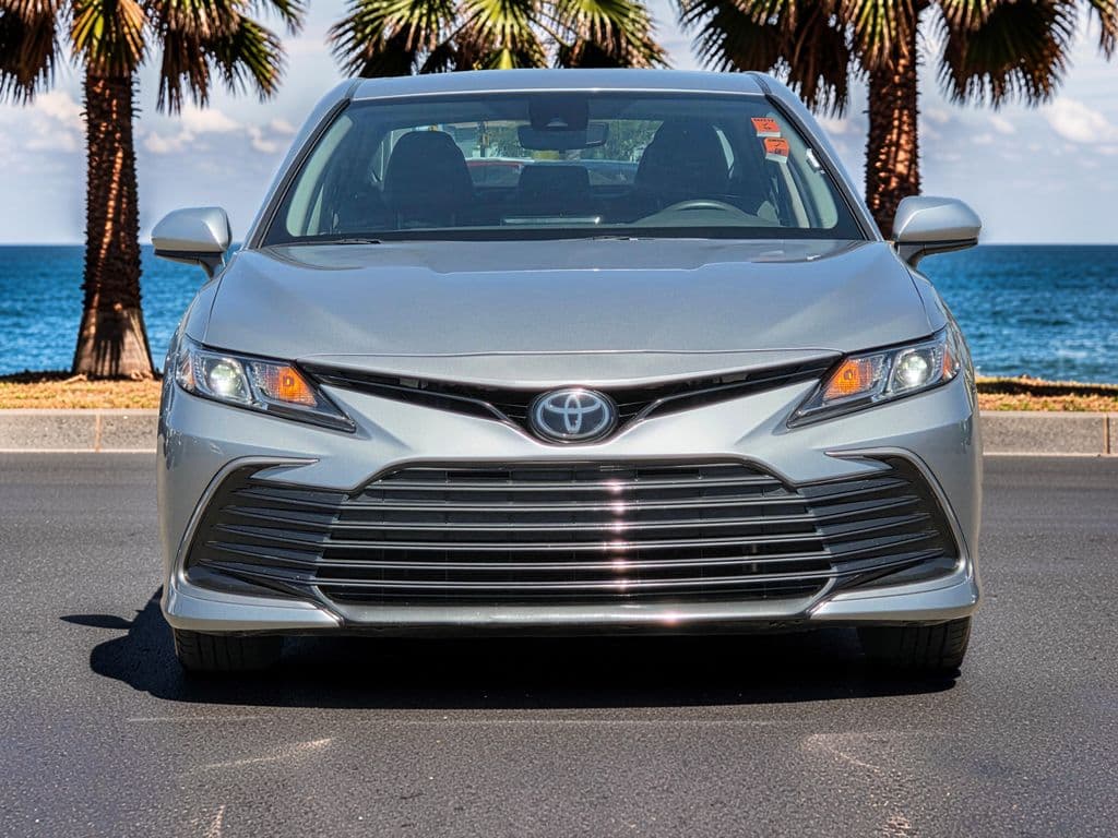 2022 Toyota Camry LE - Photo 2