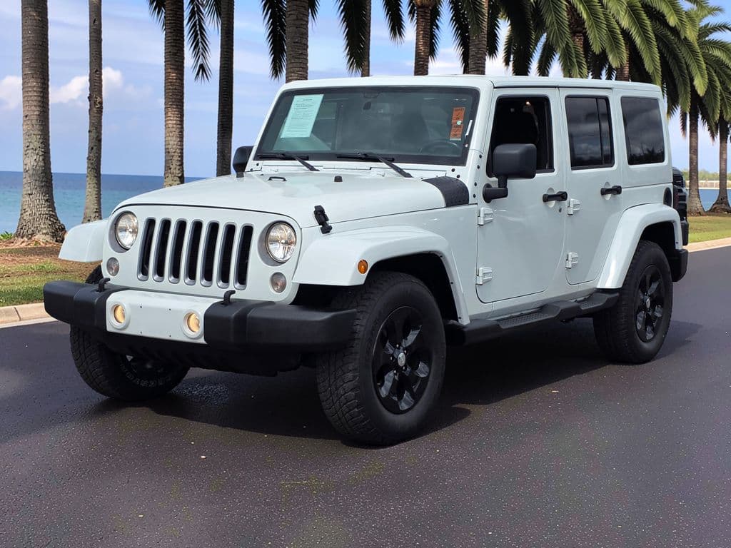 2016 Jeep Wrangler Unlimited Sahara - Photo 4