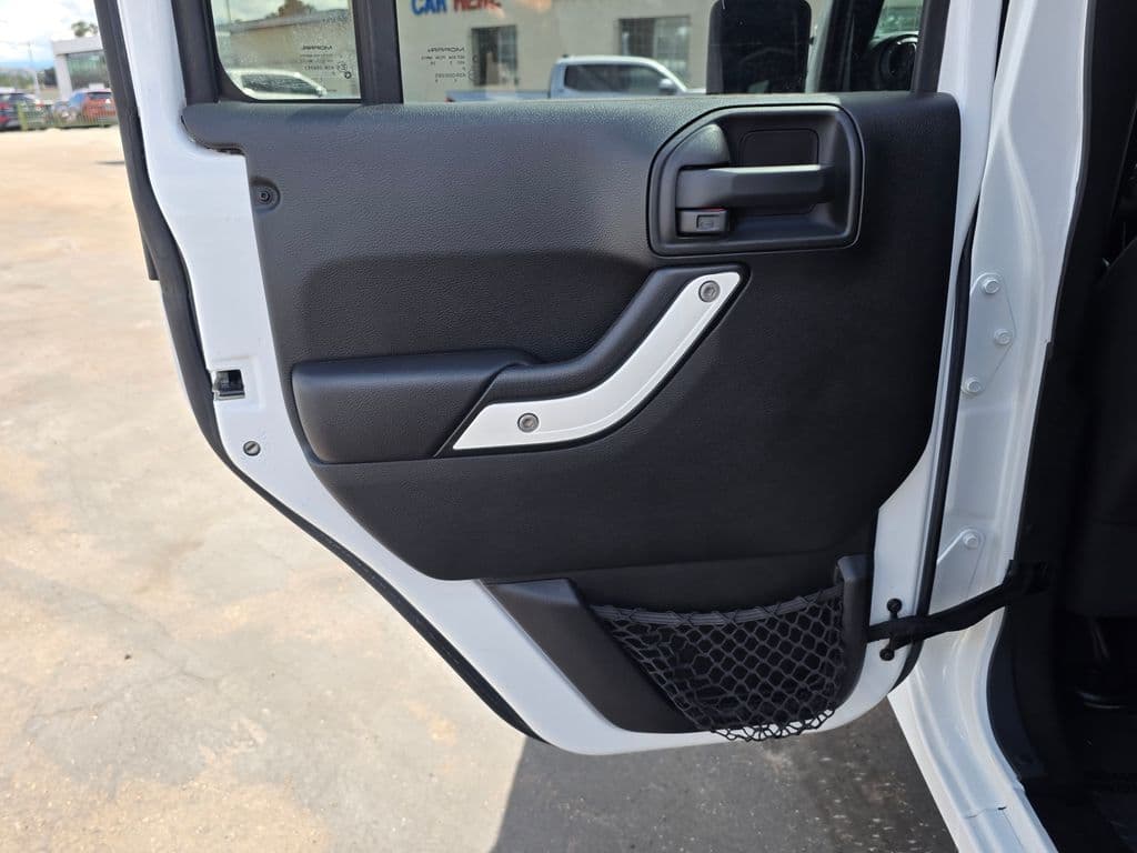 2016 Jeep Wrangler Unlimited Sport - Photo 25