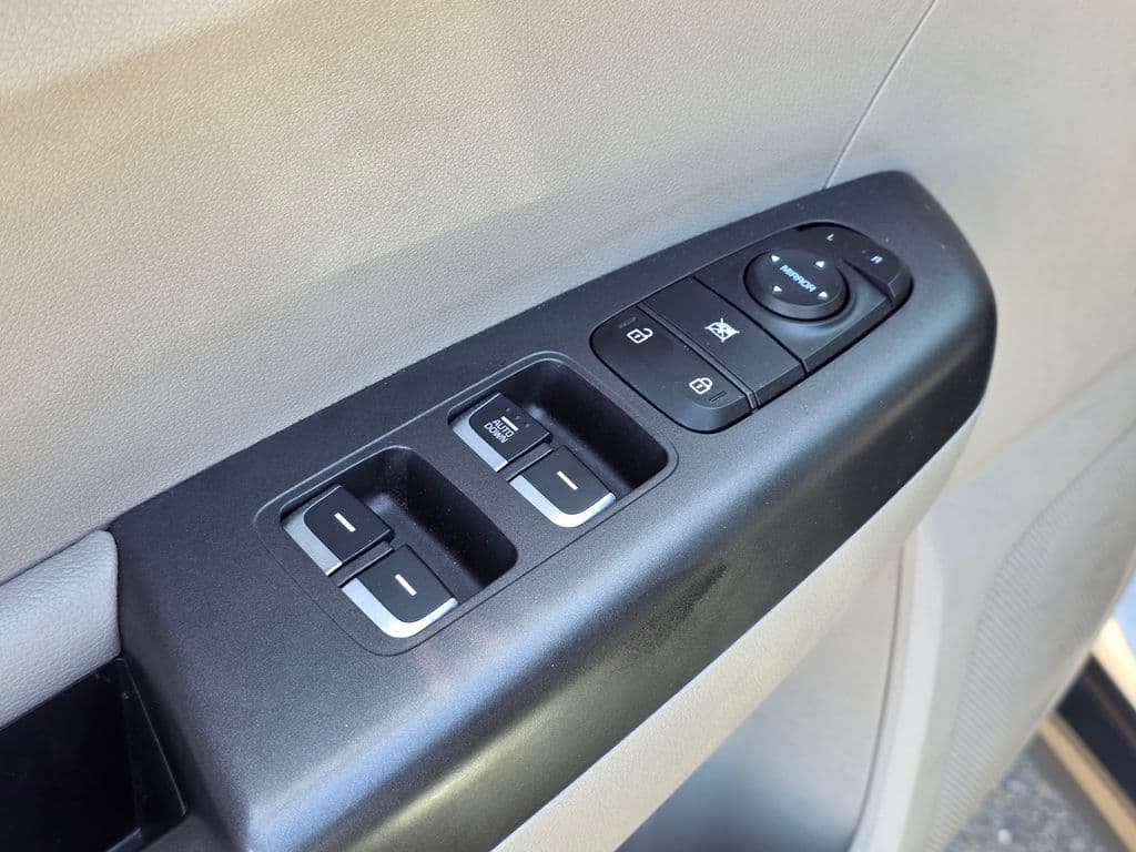 2018 Kia Sportage LX - Photo 25
