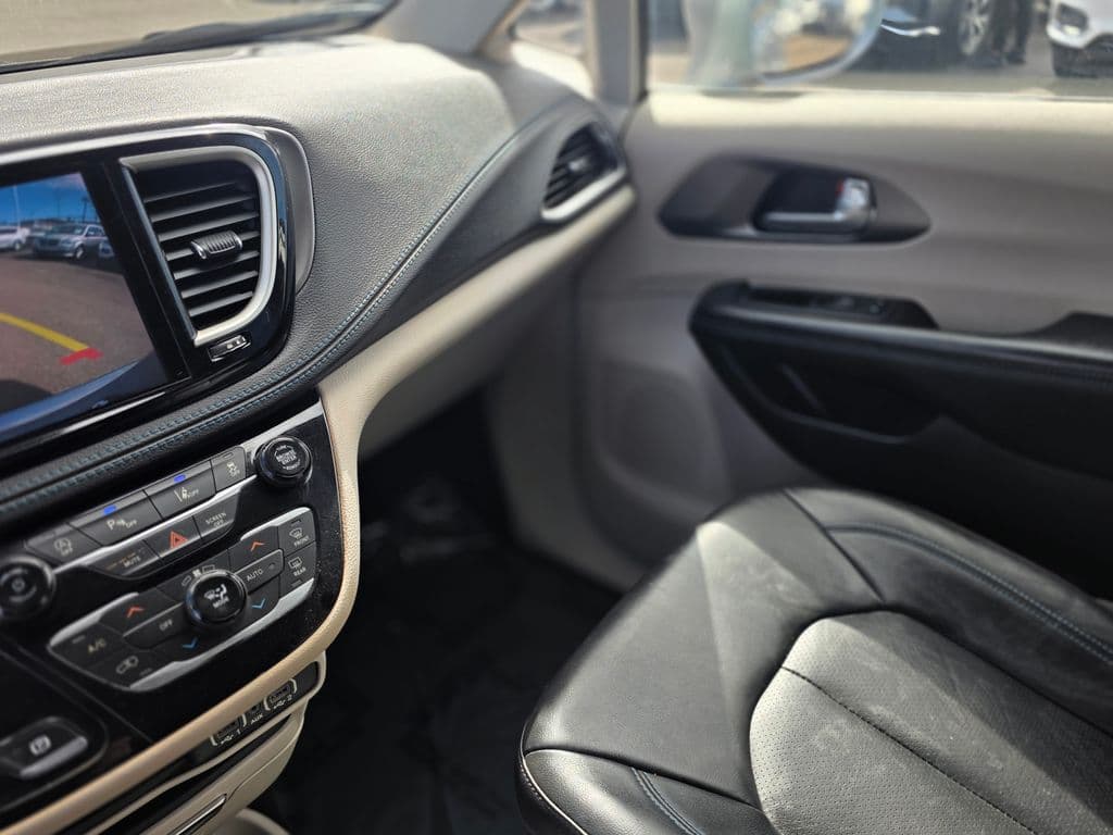 2021 Chrysler Pacifica Touring L - Photo 41