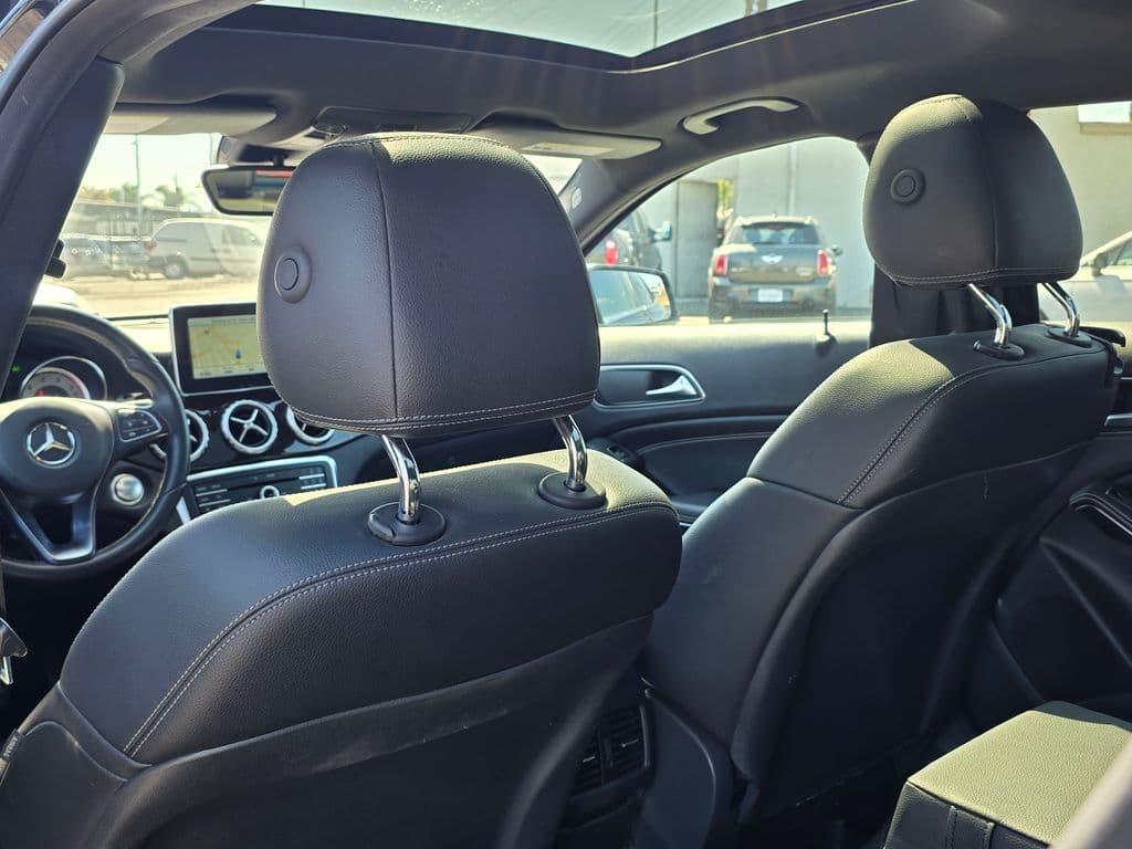 2016 Mercedes-Benz GLA GLA 250 - Photo 23