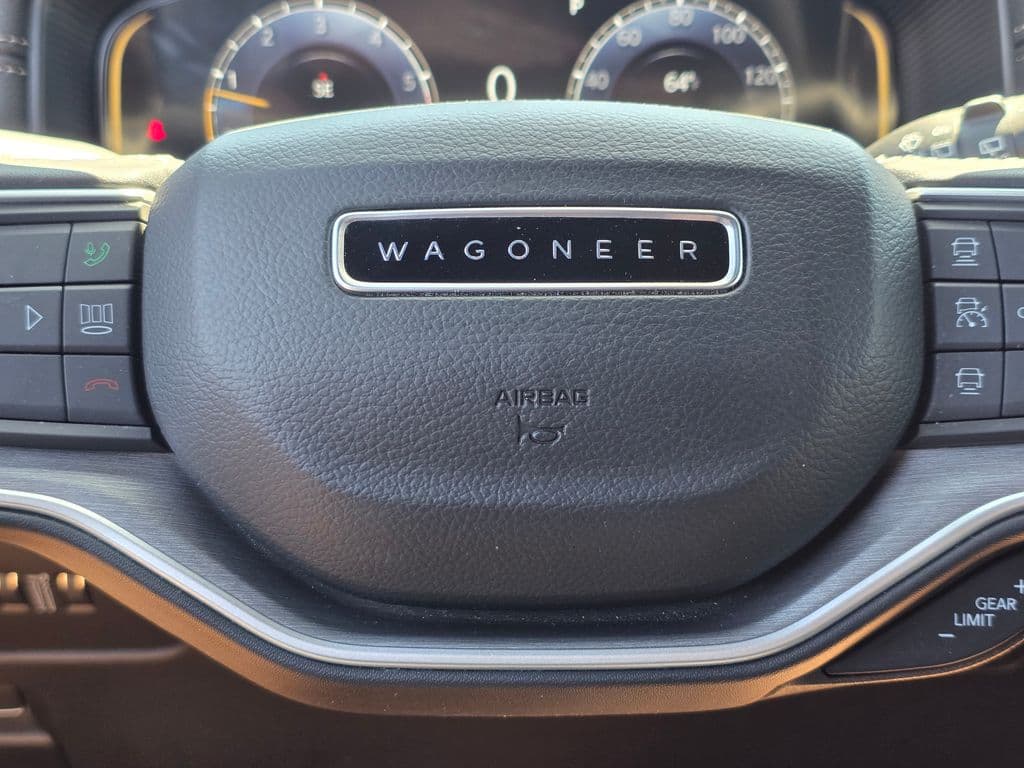 2025 Jeep Wagoneer Series II - Photo 33