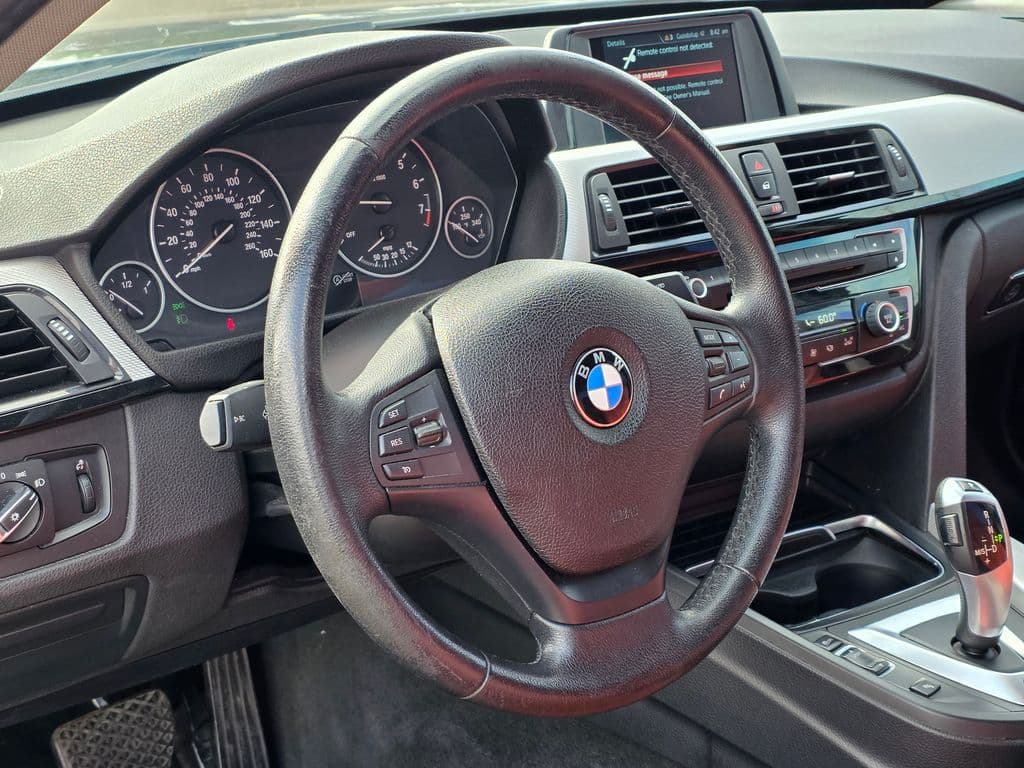 2018 BMW 3 Series 320i - Photo 15