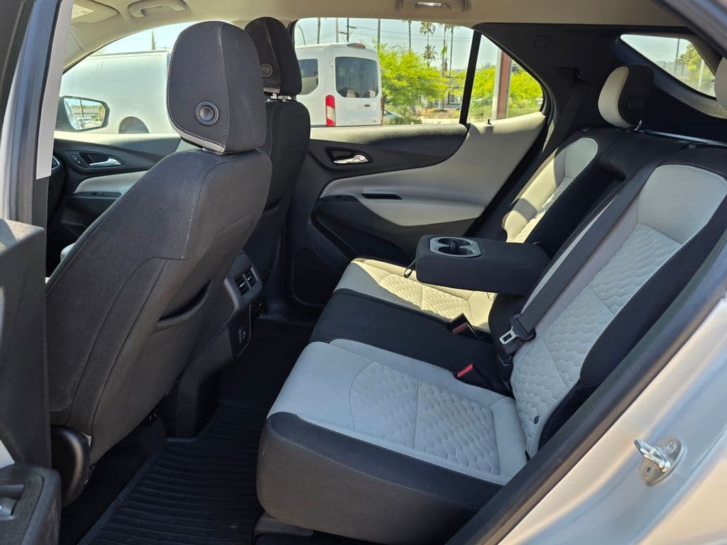 2020 Chevrolet Equinox LT - Photo 17