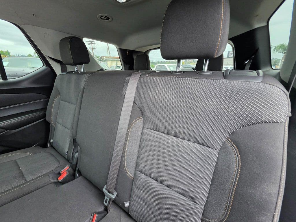 2020 Chevrolet Traverse LS - Photo 20