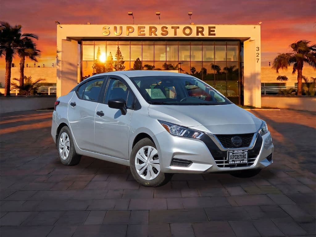 2021 Nissan Versa 1.6 S - Photo 1