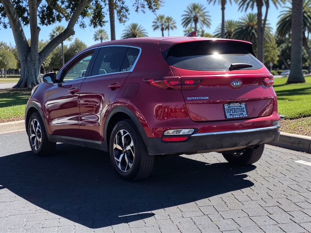 2021 Kia Sportage LX - Photo 5