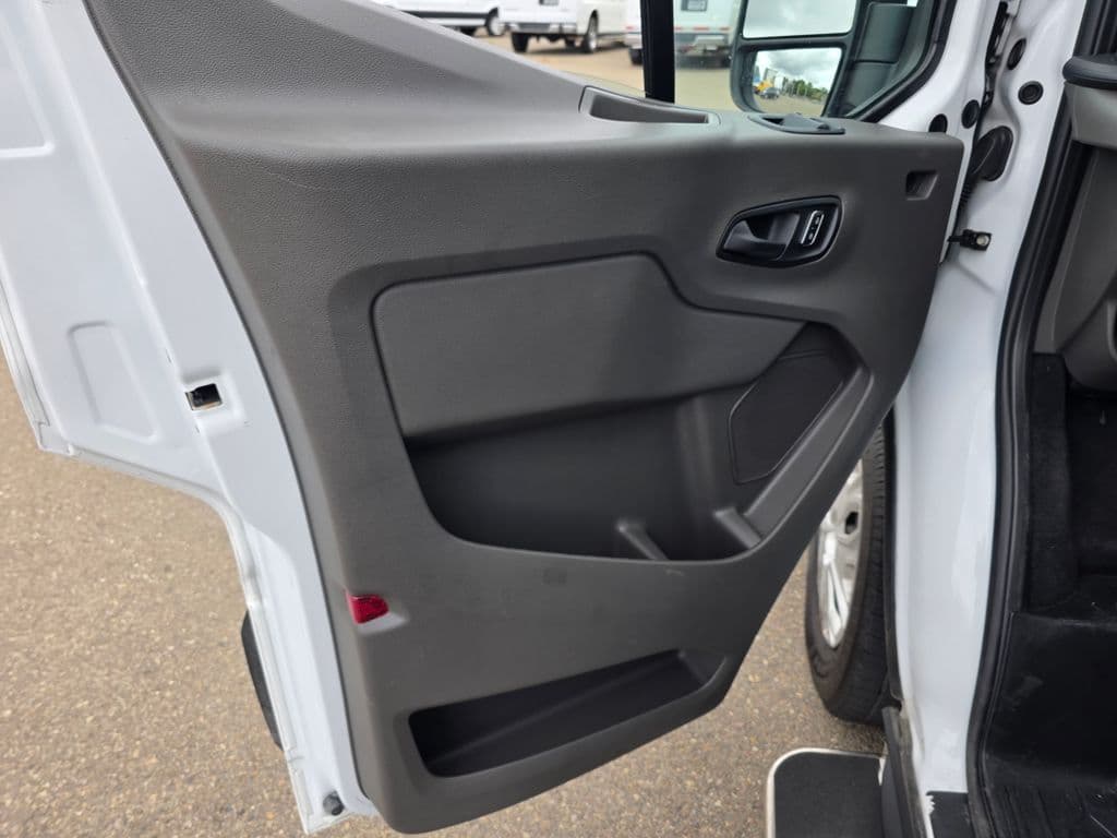 2023 Ford Transit-350 XLT - Photo 20