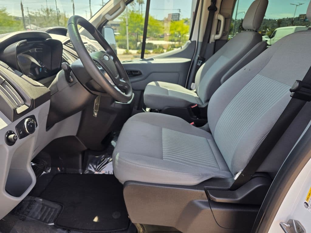 2019 Ford Transit-350 XLT - Photo 21
