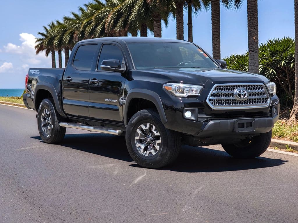 2017 Toyota Tacoma TRD Off-Road - Photo 2